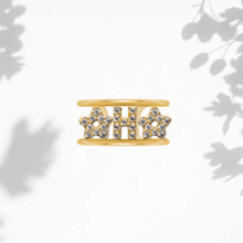 Carica l'immagine nel visualizzatore di Gallery, Anello Soulshine Dorato Personalizzato con Stelle e Iniziale in Argento 925 e Zirconi Regolabile