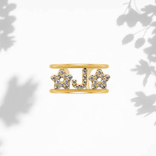 Carica l'immagine nel visualizzatore di Gallery, Anello Soulshine Dorato Personalizzato con Stelle e Iniziale in Argento 925 e Zirconi Regolabile