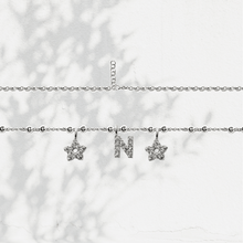 Carica l'immagine nel visualizzatore di Gallery, Collana Soulshine Personalizzata con Stelle e Iniziale in Argento 925 e Zirconi