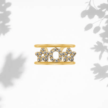 Carica l'immagine nel visualizzatore di Gallery, Anello Soulshine Dorato Personalizzato con Stelle e Iniziale in Argento 925 e Zirconi Regolabile