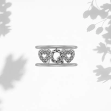 Carica l'immagine nel visualizzatore di Gallery, Anello Soulshine Personalizzato con Cuori e Iniziale in Argento 925 e Zirconi Regolabile