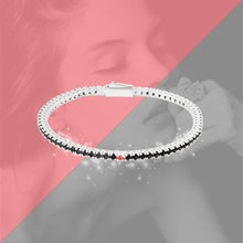 Carica l'immagine nel visualizzatore di Gallery, Bracciale Tennis Frammenti Nero Tempesta in Argento 925 e Zirconi Personalizzato