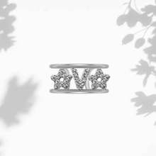 Carica l'immagine nel visualizzatore di Gallery, Anello Soulshine Personalizzato con Stelle e Iniziale in Argento 925 e Zirconi Regolabile