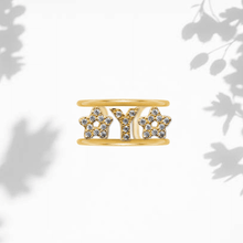 Carica l'immagine nel visualizzatore di Gallery, Anello Soulshine Dorato Personalizzato con Stelle e Iniziale in Argento 925 e Zirconi Regolabile