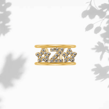 Carica l'immagine nel visualizzatore di Gallery, Anello Soulshine Dorato Personalizzato con Stelle e Iniziale in Argento 925 e Zirconi Regolabile