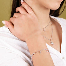 Carica l'immagine nel visualizzatore di Gallery, Bracciale Tramontana Donna argento 925 con Rose Dei Venti Pendenti