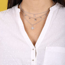 Carica l'immagine nel visualizzatore di Gallery, Collana Tramontana Rosa dei Venti con Pavè di zirconi