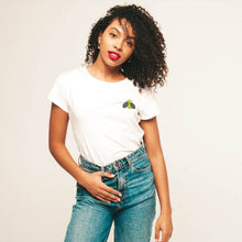 Carica l'immagine nel visualizzatore di Gallery, Collana Virtù in argento e zirconi con Ciondolo Ape